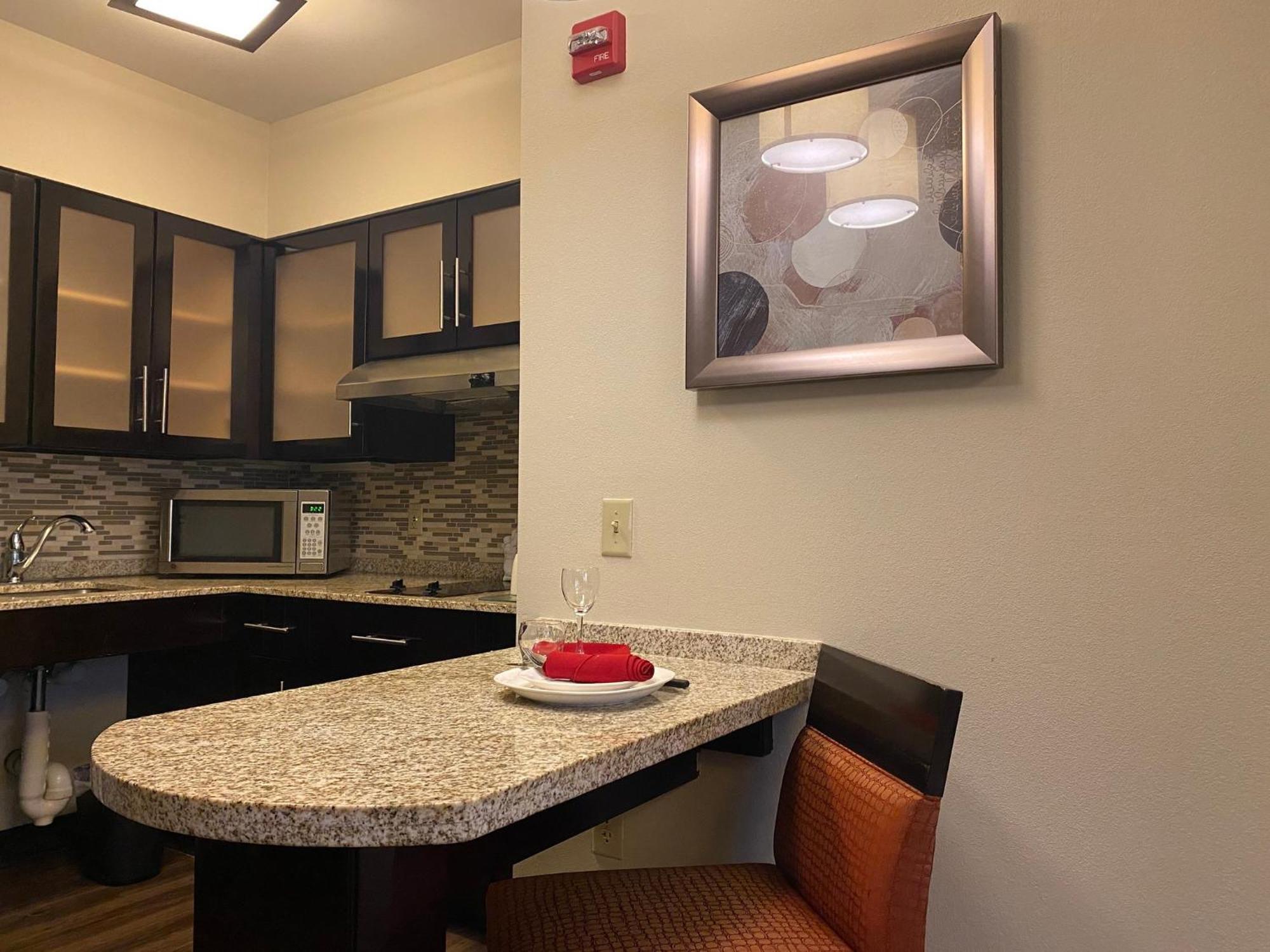Staybridge Suites Syracuse Liverpool By Ihg Eksteriør bilde
