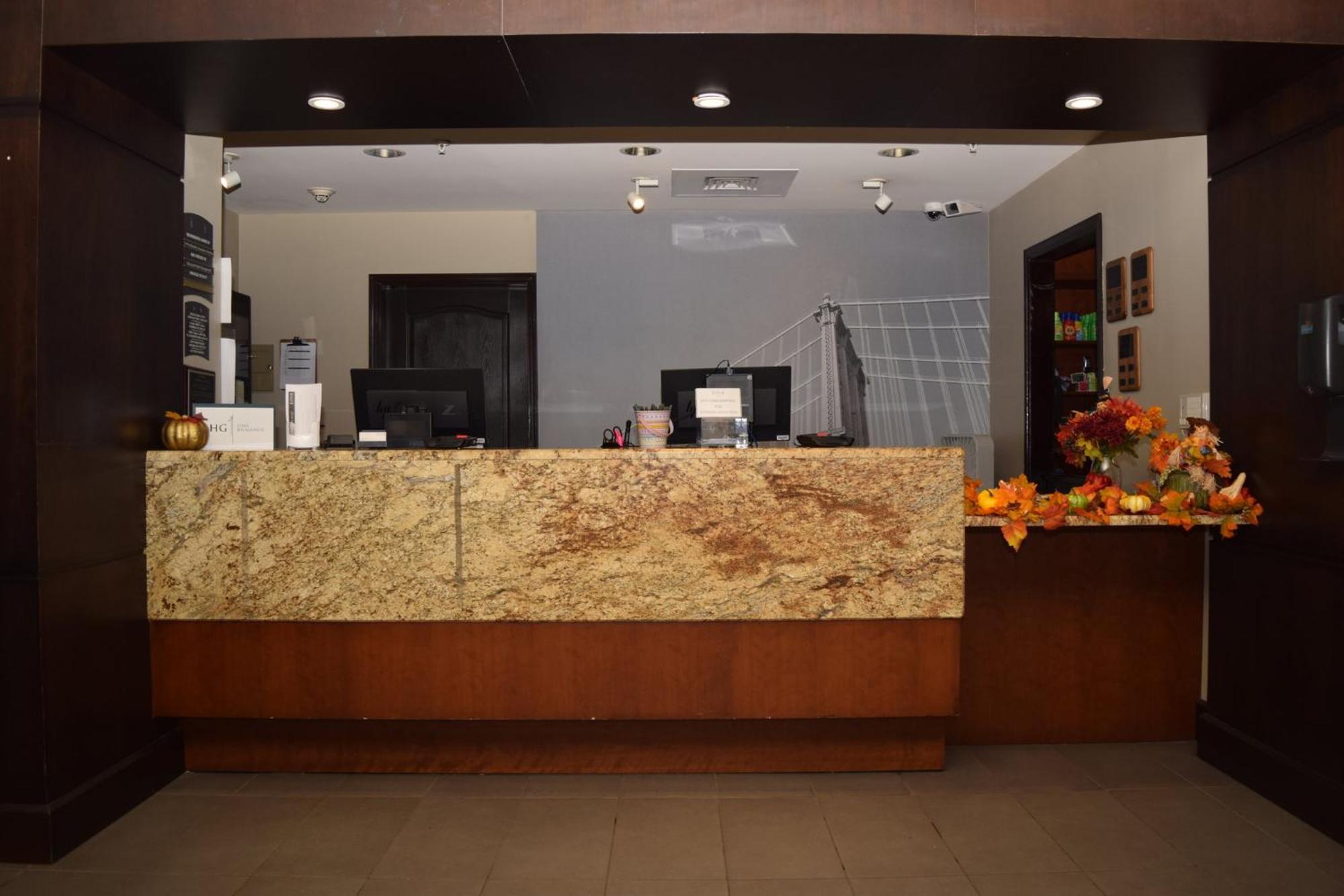 Staybridge Suites Syracuse Liverpool By Ihg Eksteriør bilde